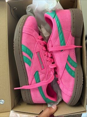 Reebok Pink Suede Sneakers with Teal Stripes